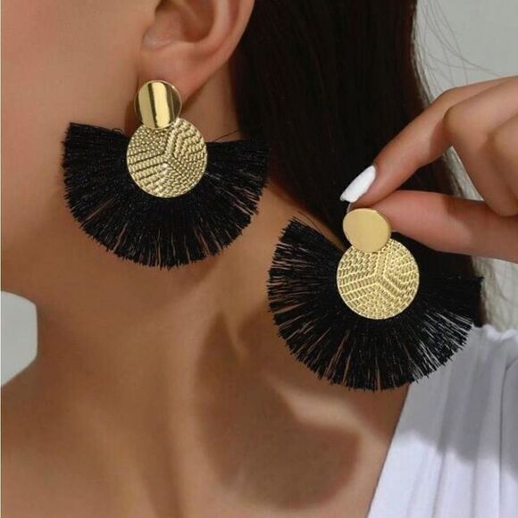 Handmade Colorful Tassel Dangle Earrings - Picture 4 of 10